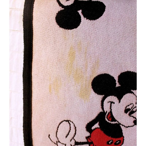 Beacon Blankets Mickey Mouse 55" x 65" Cotton Throw Blanket Red White Navy Blue - Picture 11 of 12